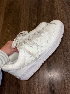 Unisex GENUINE NEW BALANCE 550 TRIPLE WHITE CLASSIC SNEAKER M: 14D W:15.5D